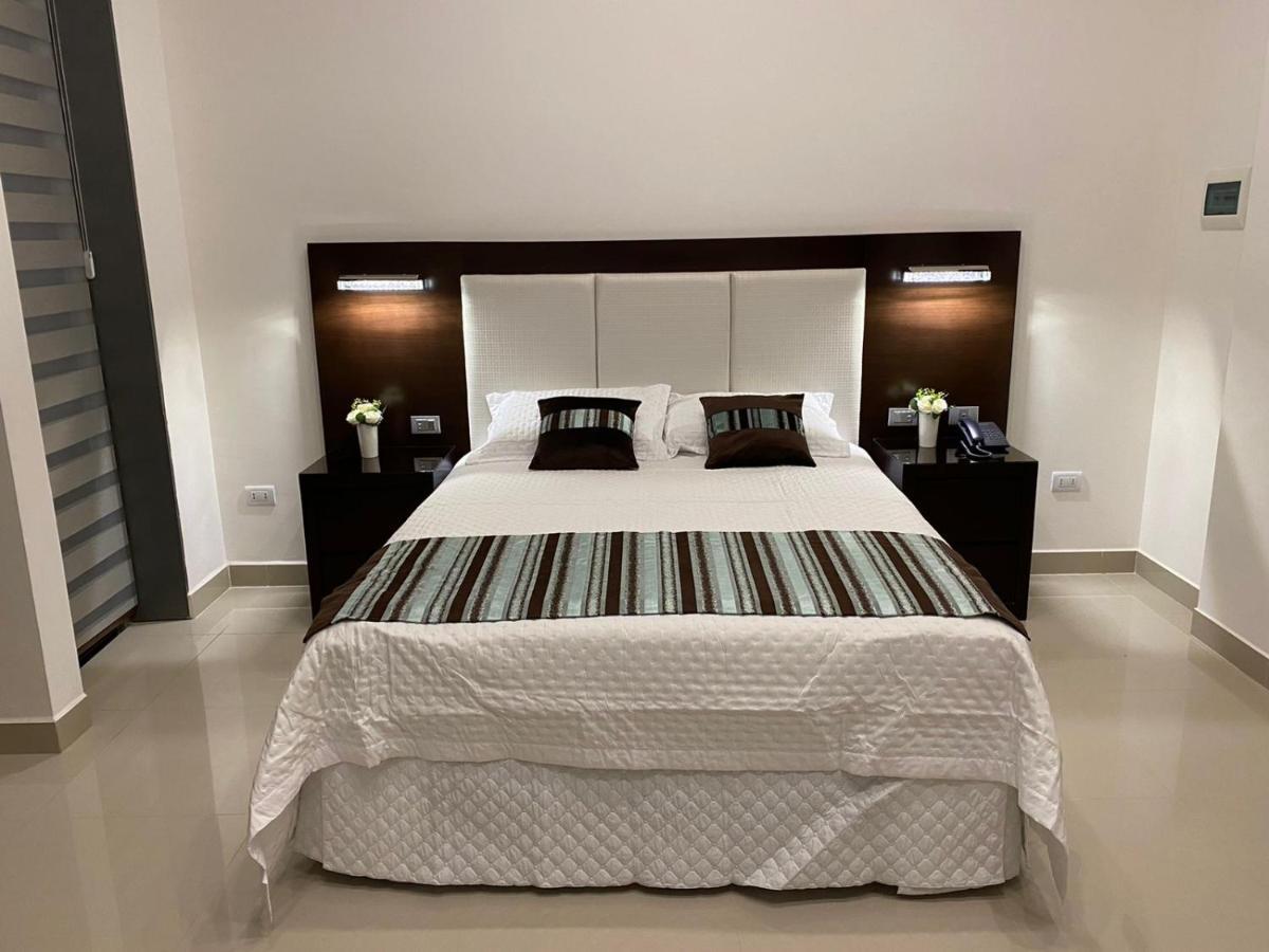 Hotel Innova Tarija Zewnętrze zdjęcie